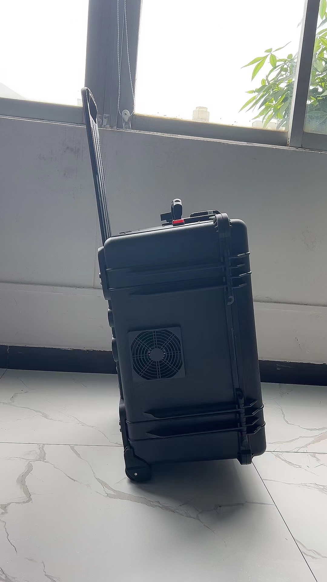 怀仁手拉箱型移动通信干扰器
